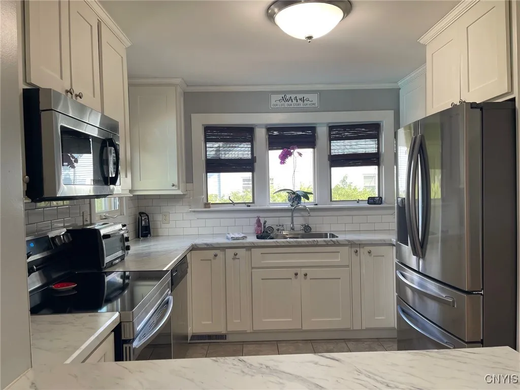 Applianced kitchen