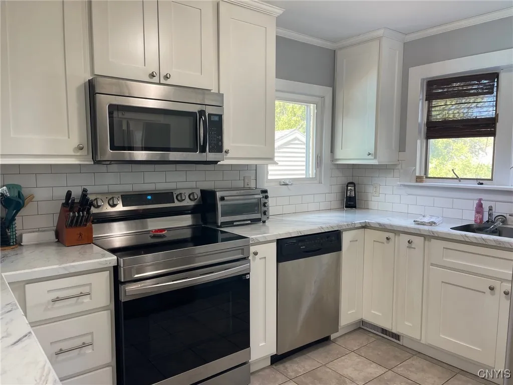441 Park Street, Sherrill, New York 13461, Sherrill, New York 13461, 3 Bedrooms Bedrooms, 6 Rooms Rooms,1 BathroomBathrooms,Residential,For Sale,441 Park Street, Sherrill, New York 13461,0,S1633420