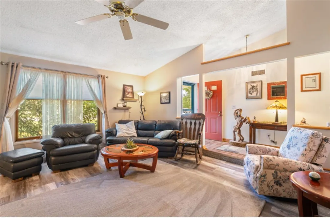 25 Kuhn Road, Greece, New York 14612, Greece, New York 14612, 3 Bedrooms Bedrooms, 6 Rooms Rooms,1 BathroomBathrooms,Residential,For Sale,25 Kuhn Road, Greece, New York 14612,0,R1634680