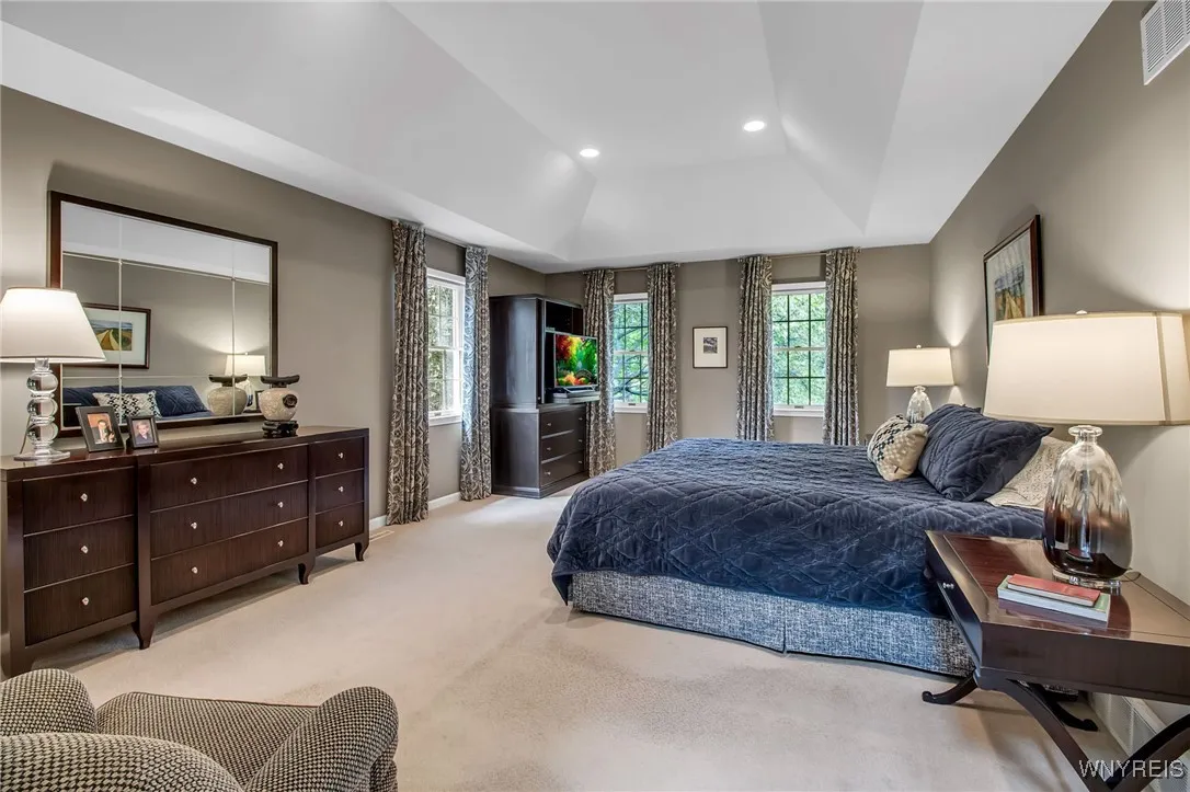 1 North Woodside Lane, Amherst, New York 14221, Amherst, New York 14221, 4 Bedrooms Bedrooms, 10 Rooms Rooms,3 BathroomsBathrooms,Residential,For Sale,1 North Woodside Lane, Amherst, New York 14221,0,B1634726