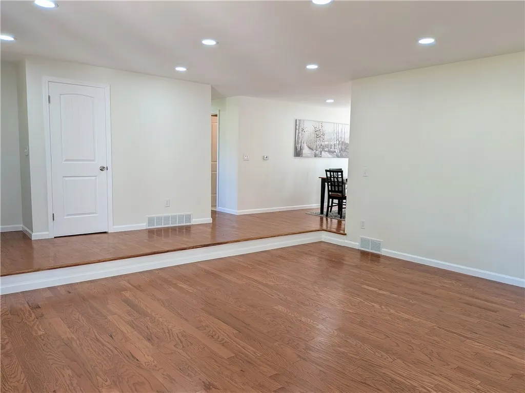213 Pine Valley Drive, Greece, New York 14626, Greece, New York 14626, 3 Bedrooms Bedrooms, 7 Rooms Rooms,2 BathroomsBathrooms,Residential,For Sale,213 Pine Valley Drive, Greece, New York 14626,0,R1634613