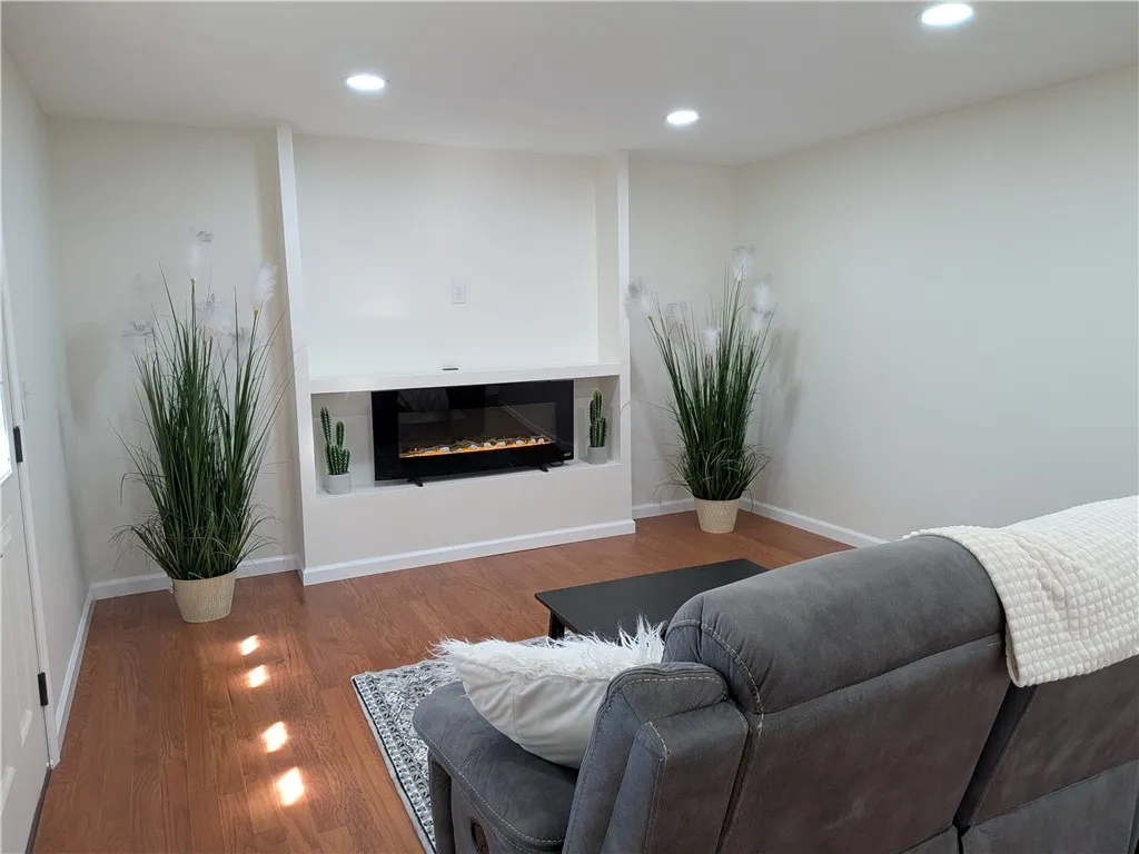 213 Pine Valley Drive, Greece, New York 14626, Greece, New York 14626, 3 Bedrooms Bedrooms, 7 Rooms Rooms,2 BathroomsBathrooms,Residential,For Sale,213 Pine Valley Drive, Greece, New York 14626,0,R1634613