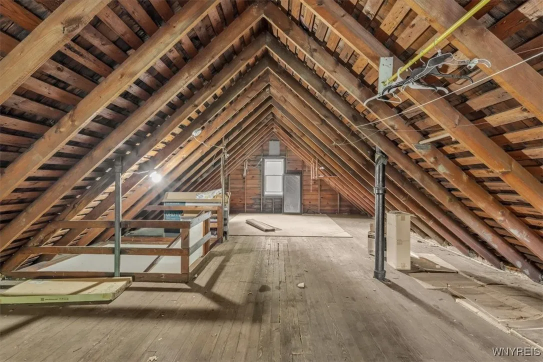 24 Argus Street, Buffalo, New York 14207, Buffalo, New York 14207, 4 Bedrooms Bedrooms, ,2 BathroomsBathrooms,Residential,For Sale,24 Argus Street, Buffalo, New York 14207,0,B1633570
