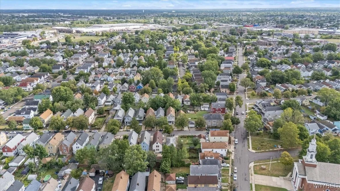 24 Argus Street, Buffalo, New York 14207, Buffalo, New York 14207, 4 Bedrooms Bedrooms, ,2 BathroomsBathrooms,Residential,For Sale,24 Argus Street, Buffalo, New York 14207,0,B1633570