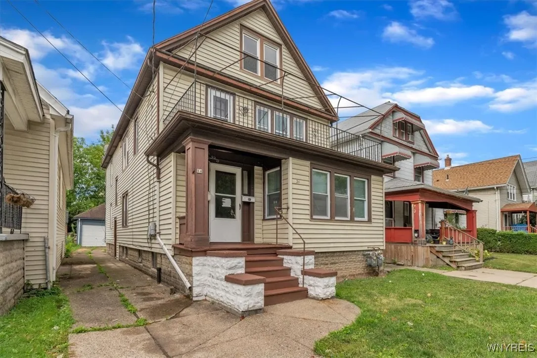 24 Argus Street, Buffalo, New York 14207, Buffalo, New York 14207, 4 Bedrooms Bedrooms, ,2 BathroomsBathrooms,Residential,For Sale,24 Argus Street, Buffalo, New York 14207,0,B1633570