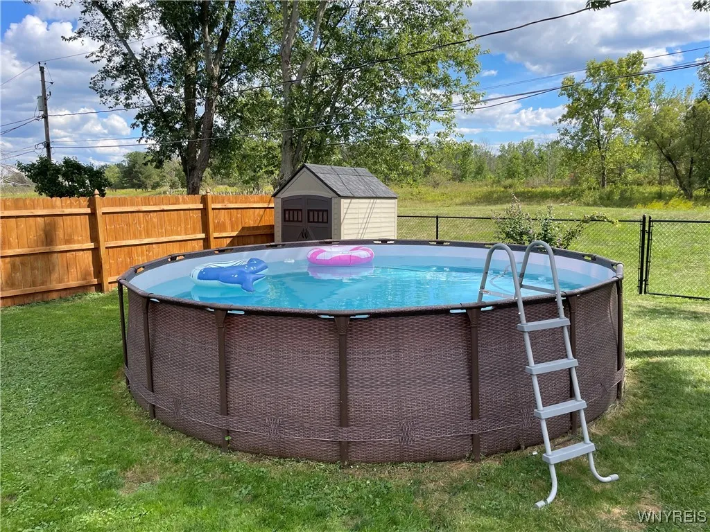 67 Madeira Drive, Cheektowaga, New York 14043, Cheektowaga, New York 14043, 3 Bedrooms Bedrooms, 8 Rooms Rooms,2 BathroomsBathrooms,Residential,For Sale,67 Madeira Drive, Cheektowaga, New York 14043,0,B1634788