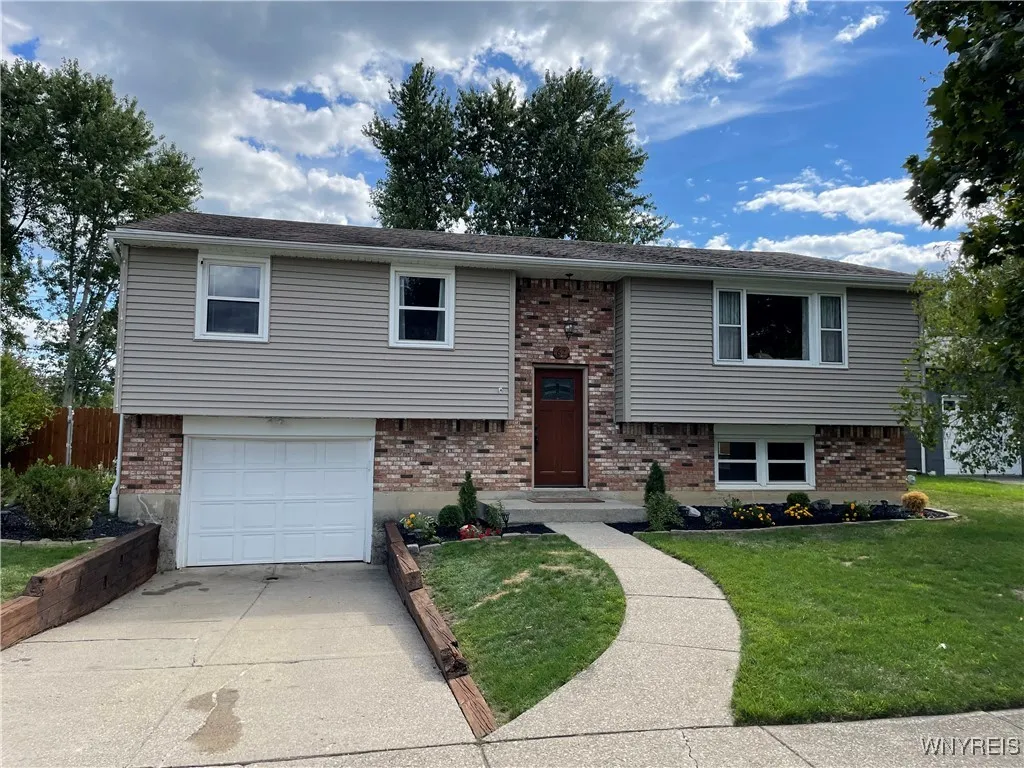67 Madeira Drive, Cheektowaga, New York 14043, Cheektowaga, New York 14043, 3 Bedrooms Bedrooms, 8 Rooms Rooms,2 BathroomsBathrooms,Residential,For Sale,67 Madeira Drive, Cheektowaga, New York 14043,0,B1634788