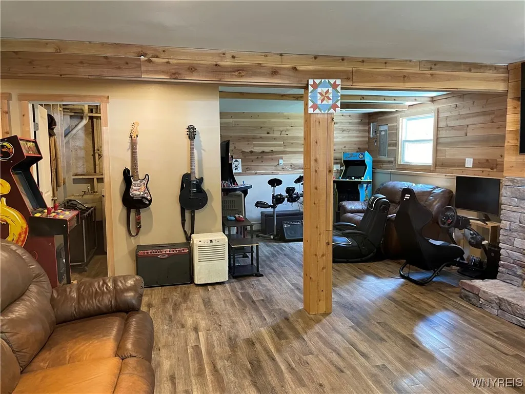 67 Madeira Drive, Cheektowaga, New York 14043, Cheektowaga, New York 14043, 3 Bedrooms Bedrooms, 8 Rooms Rooms,2 BathroomsBathrooms,Residential,For Sale,67 Madeira Drive, Cheektowaga, New York 14043,0,B1634788