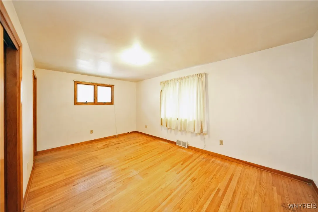 142 Sky Hi Drive, West Seneca, New York 14224, West Seneca, New York 14224, 3 Bedrooms Bedrooms, 8 Rooms Rooms,1 BathroomBathrooms,Residential,For Sale,142 Sky Hi Drive, West Seneca, New York 14224,0,B1634693