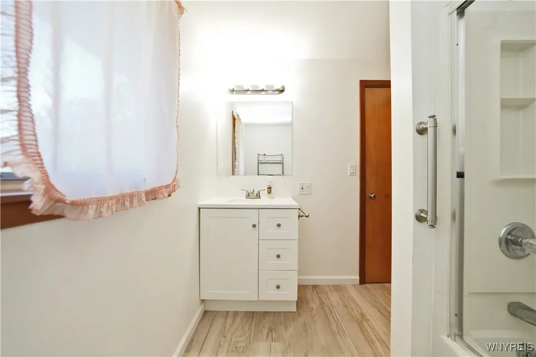 142 Sky Hi Drive, West Seneca, New York 14224, West Seneca, New York 14224, 3 Bedrooms Bedrooms, 8 Rooms Rooms,1 BathroomBathrooms,Residential,For Sale,142 Sky Hi Drive, West Seneca, New York 14224,0,B1634693