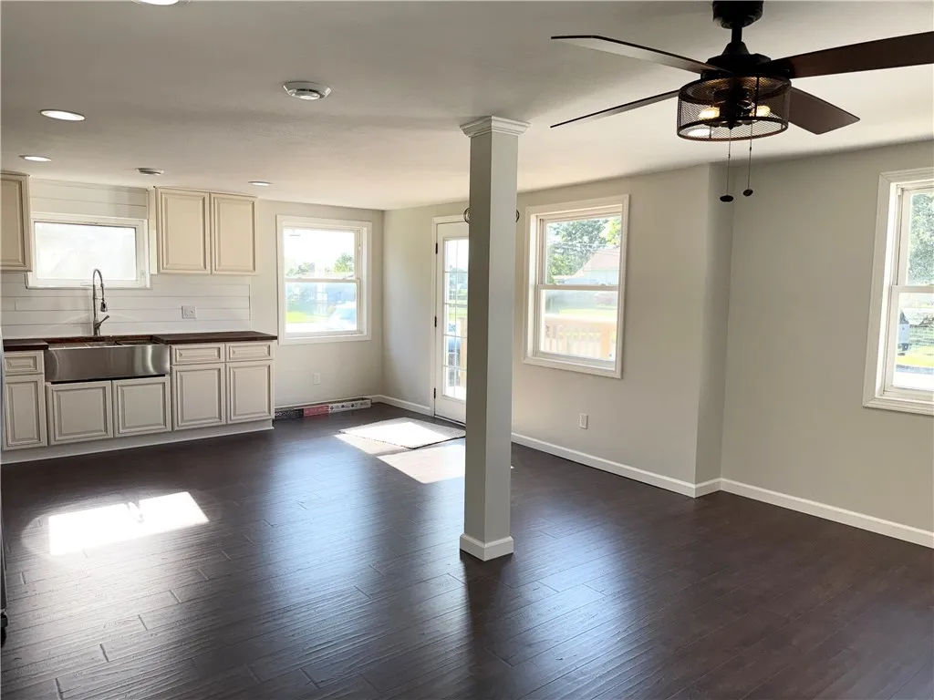 3021 Seneca Boulevard, Waterloo, New York 13165, Waterloo, New York 13165, 3 Bedrooms Bedrooms, 6 Rooms Rooms,1 BathroomBathrooms,Residential,For Sale,3021 Seneca Boulevard, Waterloo, New York 13165,0,R1634804