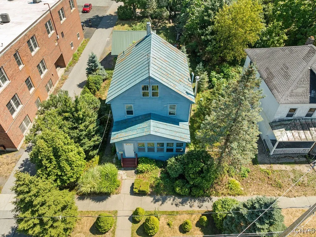 221 South Jay Street, Rome, New York 13440, Rome, New York 13440, 3 Bedrooms Bedrooms, 7 Rooms Rooms,1 BathroomBathrooms,Residential,Closed,221 South Jay Street, Rome, New York 13440,0,S1635057