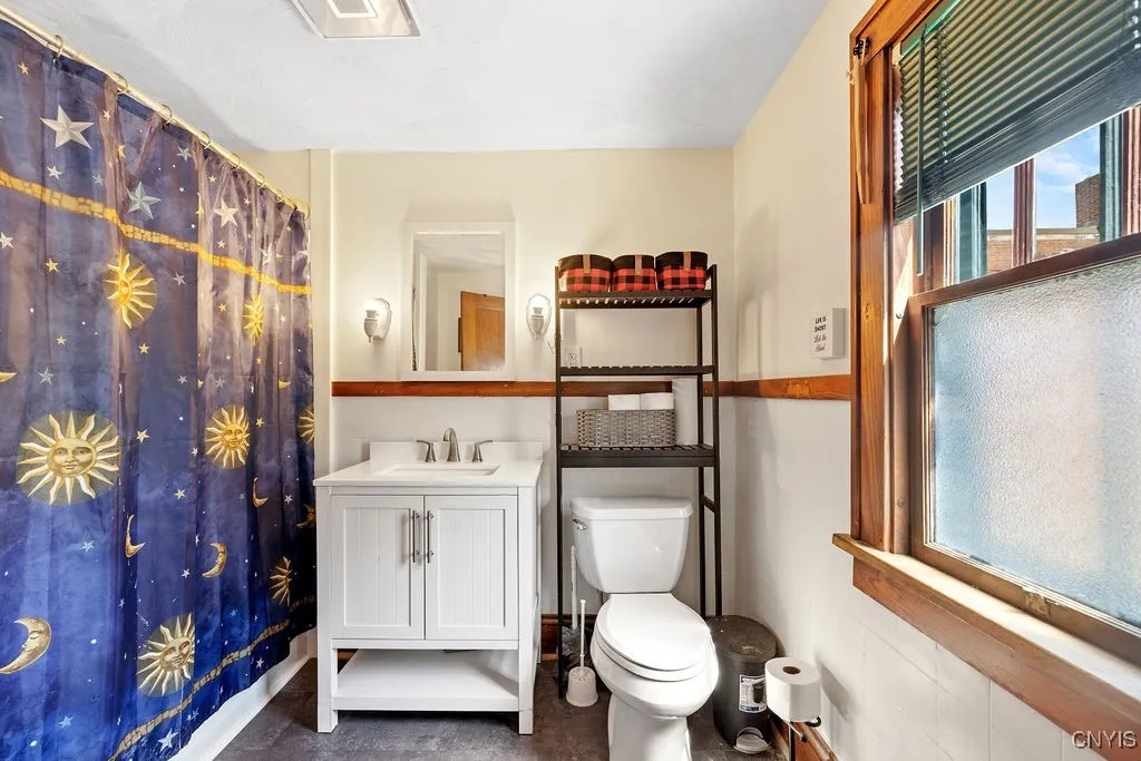 221 South Jay Street, Rome, New York 13440, Rome, New York 13440, 3 Bedrooms Bedrooms, 7 Rooms Rooms,1 BathroomBathrooms,Residential,Closed,221 South Jay Street, Rome, New York 13440,0,S1635057