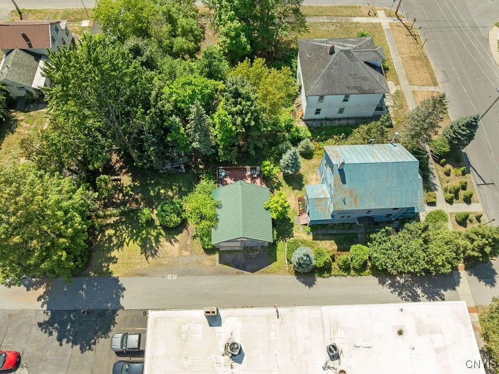 221 South Jay Street, Rome, New York 13440, Rome, New York 13440, 3 Bedrooms Bedrooms, 7 Rooms Rooms,1 BathroomBathrooms,Residential,Closed,221 South Jay Street, Rome, New York 13440,0,S1635057