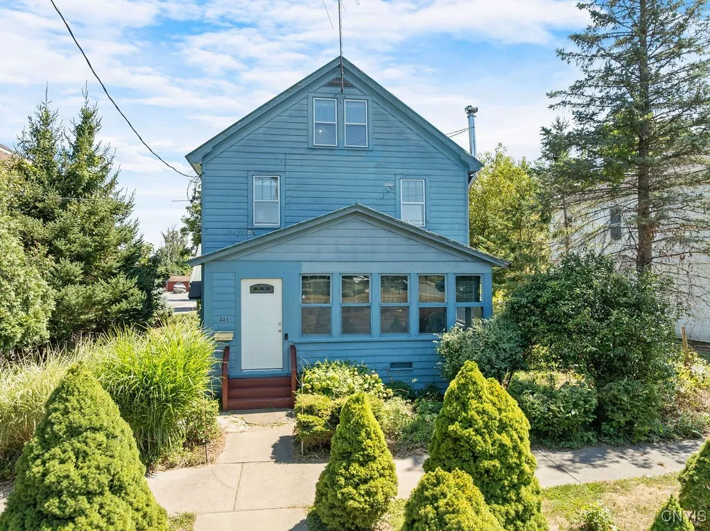 221 South Jay Street, Rome, New York 13440, Rome, New York 13440, 3 Bedrooms Bedrooms, 7 Rooms Rooms,1 BathroomBathrooms,Residential,Closed,221 South Jay Street, Rome, New York 13440,0,S1635057