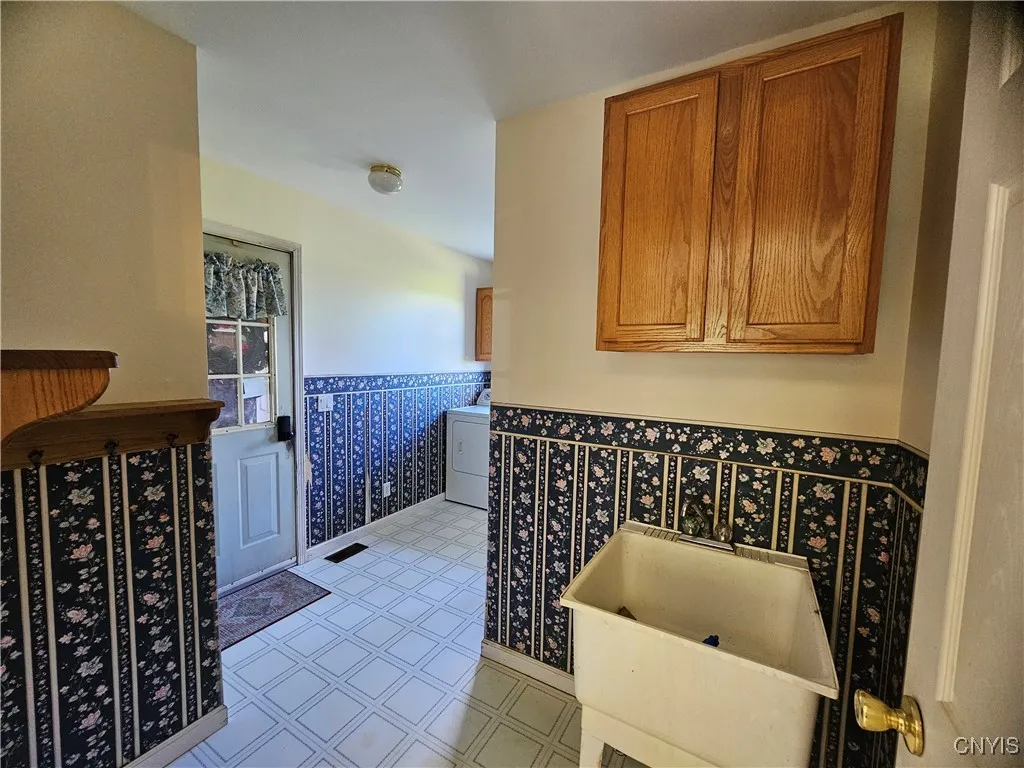 3773 Rector Road, Martinsburg, New York 13367, Martinsburg, New York 13367, 3 Bedrooms Bedrooms, 8 Rooms Rooms,2 BathroomsBathrooms,Residential,Closed,3773 Rector Road, Martinsburg, New York 13367,0,S1633962