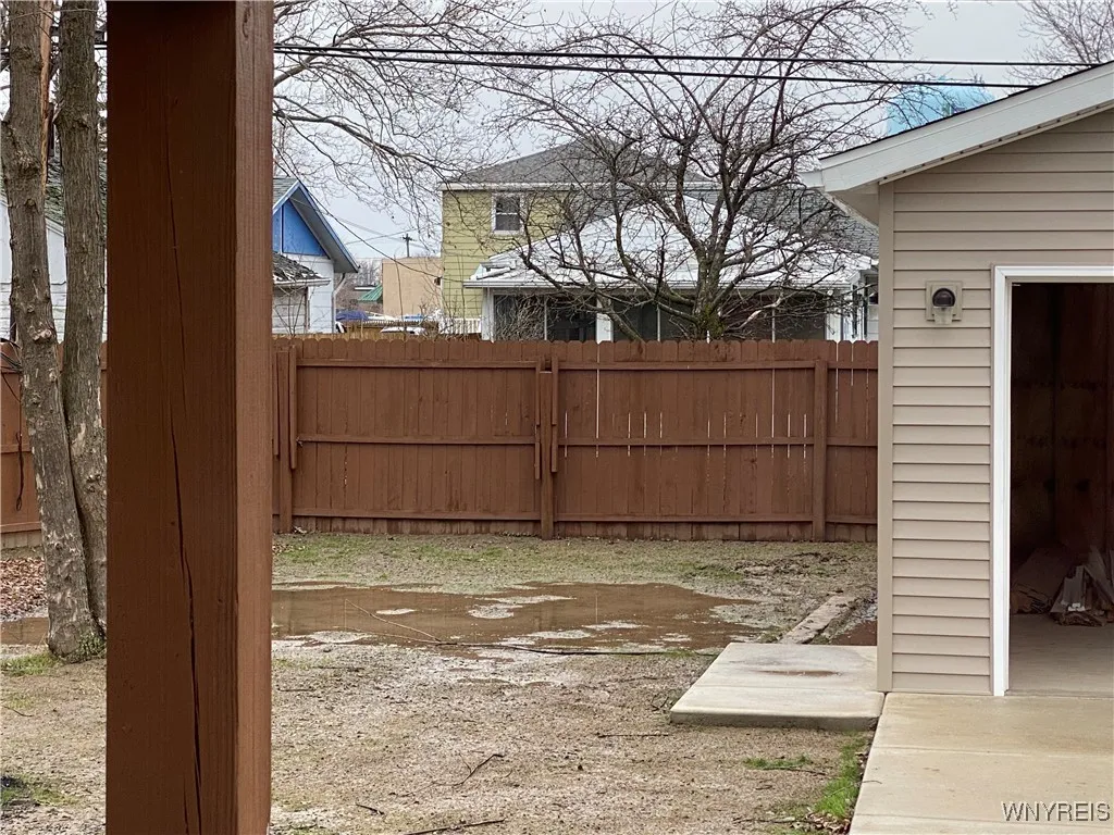 154 Dupont Avenue, Tonawanda, New York 14150, Tonawanda, New York 14150, 3 Bedrooms Bedrooms, 6 Rooms Rooms,1 BathroomBathrooms,Residential,For Sale,154 Dupont Avenue, Tonawanda, New York 14150,0,B1635032