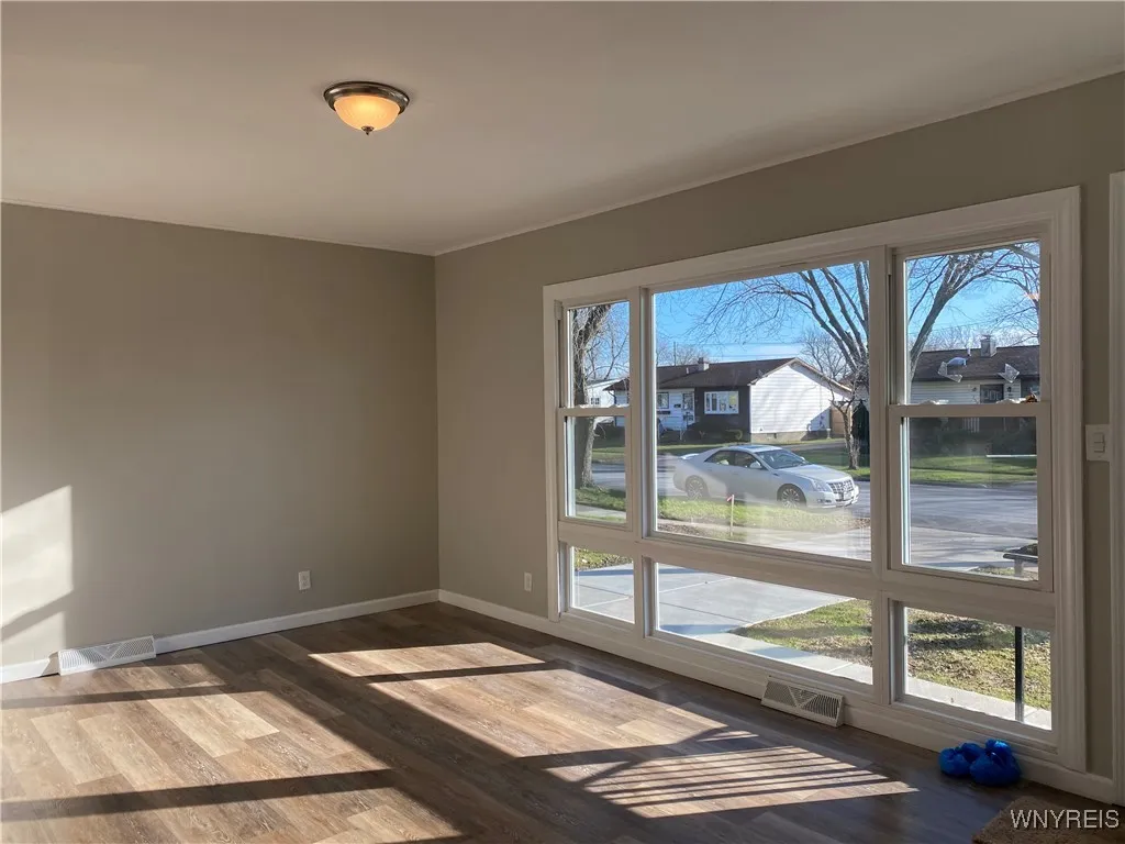 154 Dupont Avenue, Tonawanda, New York 14150, Tonawanda, New York 14150, 3 Bedrooms Bedrooms, 6 Rooms Rooms,1 BathroomBathrooms,Residential,For Sale,154 Dupont Avenue, Tonawanda, New York 14150,0,B1635032