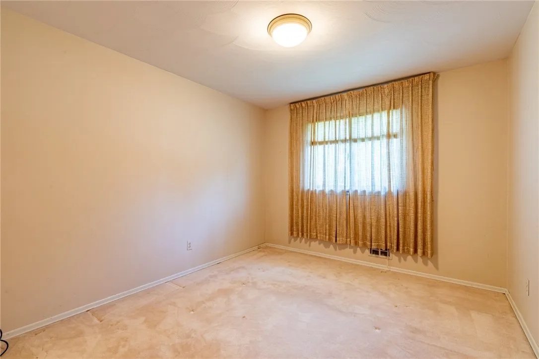 39 Rigney Lane, Greece, New York 14612, Greece, New York 14612, 3 Bedrooms Bedrooms, 5 Rooms Rooms,1 BathroomBathrooms,Residential,Closed,39 Rigney Lane, Greece, New York 14612,0,R1634776
