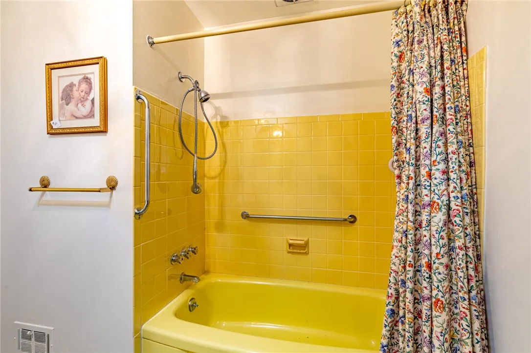 39 Rigney Lane, Greece, New York 14612, Greece, New York 14612, 3 Bedrooms Bedrooms, 5 Rooms Rooms,1 BathroomBathrooms,Residential,Closed,39 Rigney Lane, Greece, New York 14612,0,R1634776