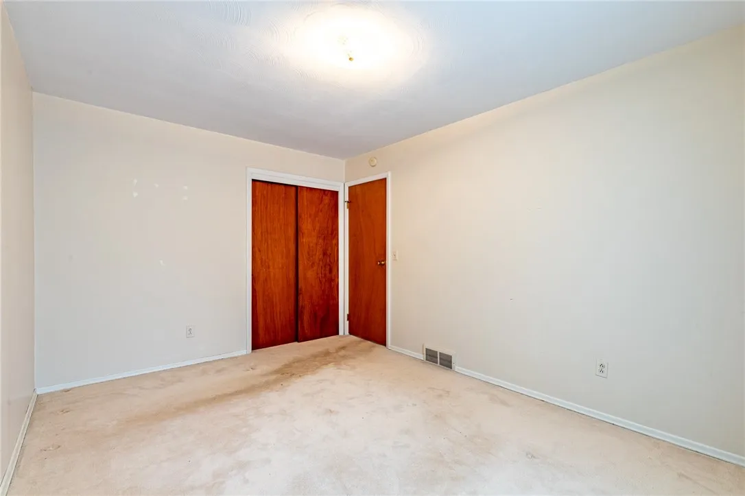 39 Rigney Lane, Greece, New York 14612, Greece, New York 14612, 3 Bedrooms Bedrooms, 5 Rooms Rooms,1 BathroomBathrooms,Residential,Closed,39 Rigney Lane, Greece, New York 14612,0,R1634776