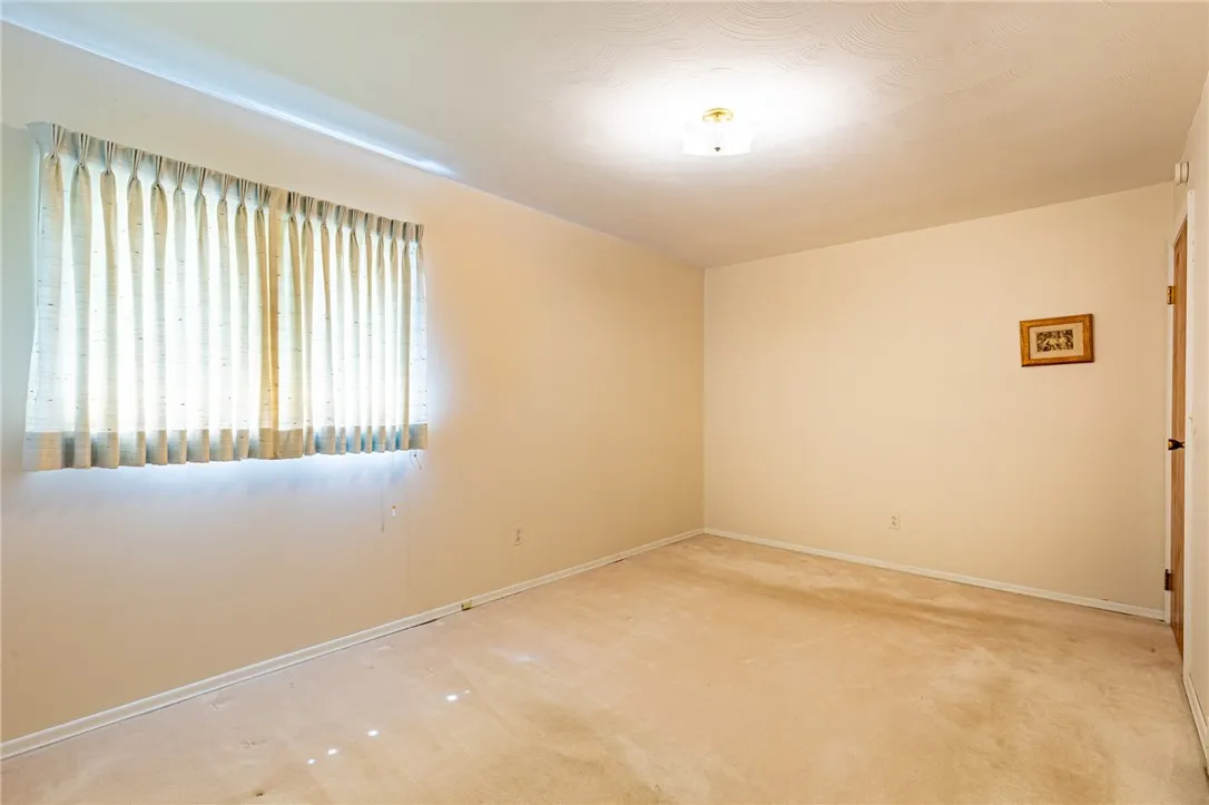 39 Rigney Lane, Greece, New York 14612, Greece, New York 14612, 3 Bedrooms Bedrooms, 5 Rooms Rooms,1 BathroomBathrooms,Residential,Closed,39 Rigney Lane, Greece, New York 14612,0,R1634776