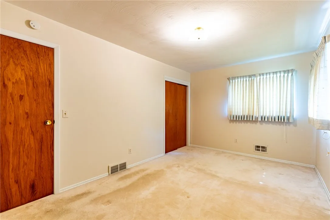 39 Rigney Lane, Greece, New York 14612, Greece, New York 14612, 3 Bedrooms Bedrooms, 5 Rooms Rooms,1 BathroomBathrooms,Residential,Closed,39 Rigney Lane, Greece, New York 14612,0,R1634776