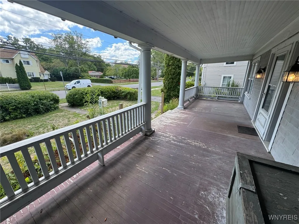 372 High Street, Lockport City, New York 14094, Lockport City, New York 14094, 3 Bedrooms Bedrooms, 13 Rooms Rooms,1 BathroomBathrooms,Residential,Closed,372 High Street, Lockport City, New York 14094,0,B1635114