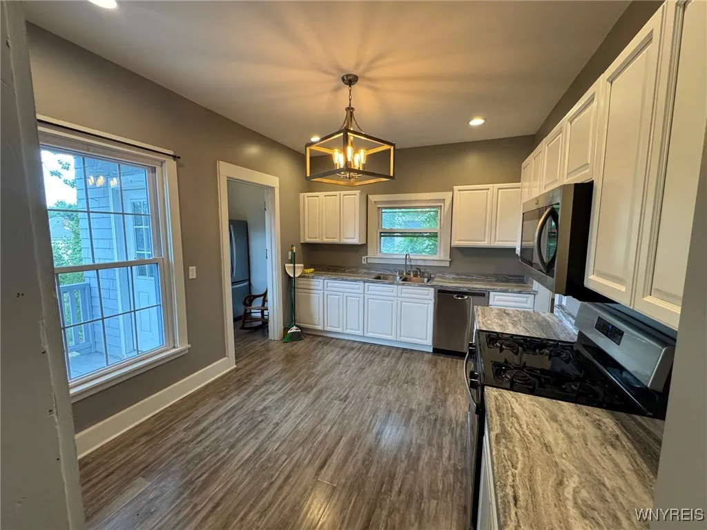 372 High Street, Lockport City, New York 14094, Lockport City, New York 14094, 3 Bedrooms Bedrooms, 13 Rooms Rooms,1 BathroomBathrooms,Residential,Closed,372 High Street, Lockport City, New York 14094,0,B1635114