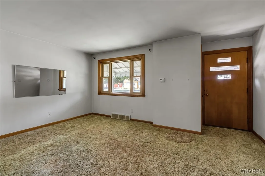 289 Kirkwood Drive, West Seneca, New York 14224, West Seneca, New York 14224, 3 Bedrooms Bedrooms, 5 Rooms Rooms,1 BathroomBathrooms,Residential,For Sale,289 Kirkwood Drive, West Seneca, New York 14224,0,B1634875