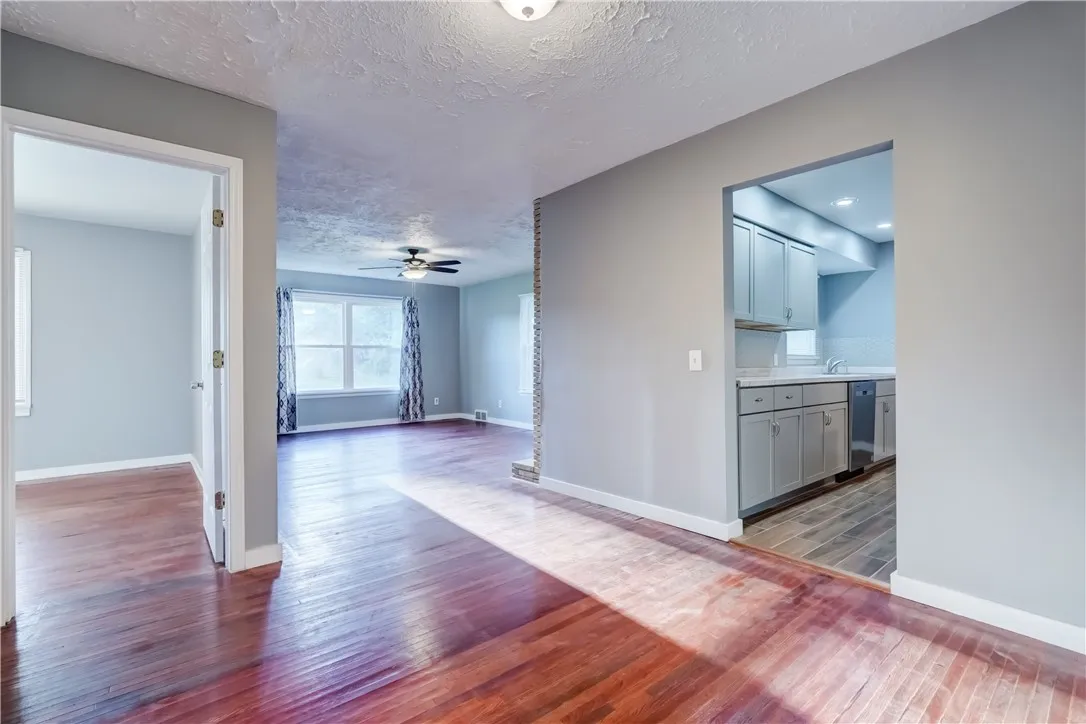 1904 Manitou Road, Greece, New York 14559, Greece, New York 14559, 3 Bedrooms Bedrooms, 6 Rooms Rooms,1 BathroomBathrooms,Residential,For Sale,1904 Manitou Road, Greece, New York 14559,0,R1634041