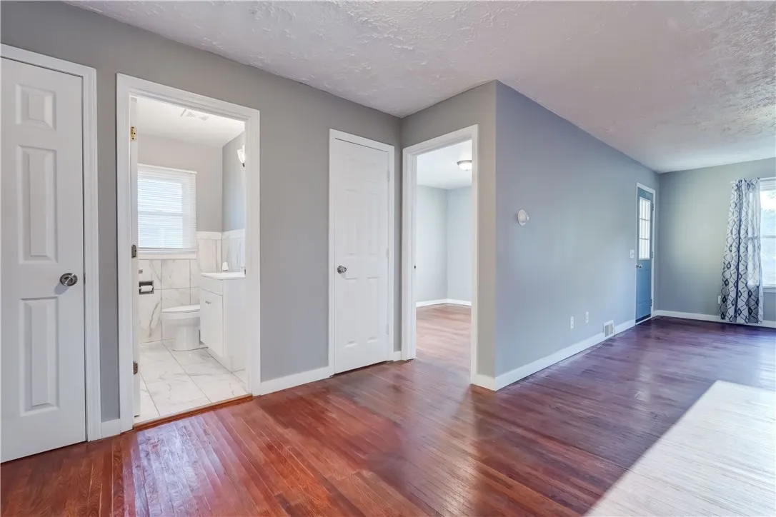 1904 Manitou Road, Greece, New York 14559, Greece, New York 14559, 3 Bedrooms Bedrooms, 6 Rooms Rooms,1 BathroomBathrooms,Residential,For Sale,1904 Manitou Road, Greece, New York 14559,0,R1634041