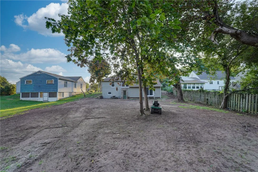 1904 Manitou Road, Greece, New York 14559, Greece, New York 14559, 3 Bedrooms Bedrooms, 6 Rooms Rooms,1 BathroomBathrooms,Residential,For Sale,1904 Manitou Road, Greece, New York 14559,0,R1634041