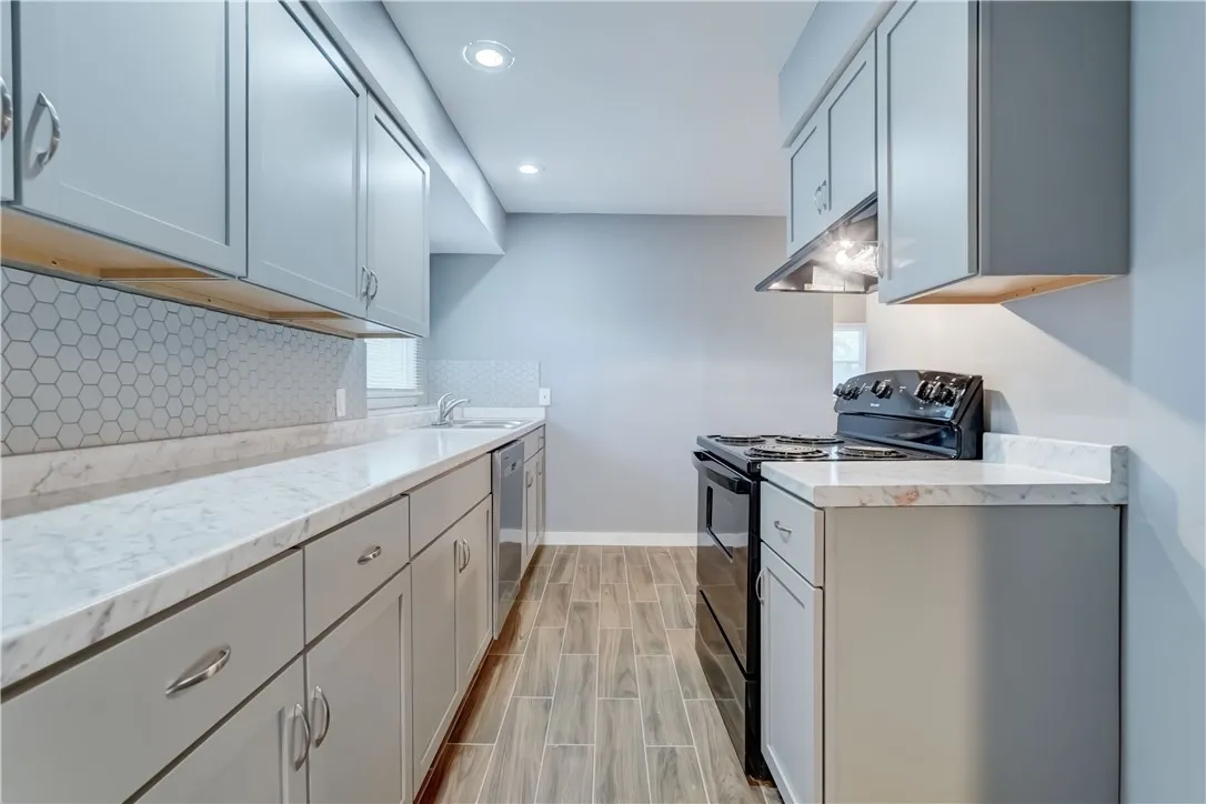 1904 Manitou Road, Greece, New York 14559, Greece, New York 14559, 3 Bedrooms Bedrooms, 6 Rooms Rooms,1 BathroomBathrooms,Residential,For Sale,1904 Manitou Road, Greece, New York 14559,0,R1634041