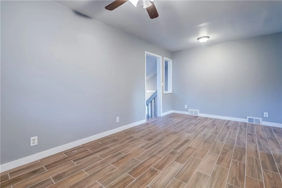 1904 Manitou Road, Greece, New York 14559, Greece, New York 14559, 3 Bedrooms Bedrooms, 6 Rooms Rooms,1 BathroomBathrooms,Residential,For Sale,1904 Manitou Road, Greece, New York 14559,0,R1634041