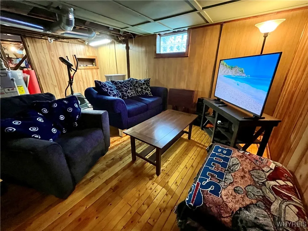 273 Cleveland Drive, Tonawanda, New York 14223, Tonawanda, New York 14223, 3 Bedrooms Bedrooms, 5 Rooms Rooms,1 BathroomBathrooms,Residential,For Sale,273 Cleveland Drive, Tonawanda, New York 14223,0,B1635083
