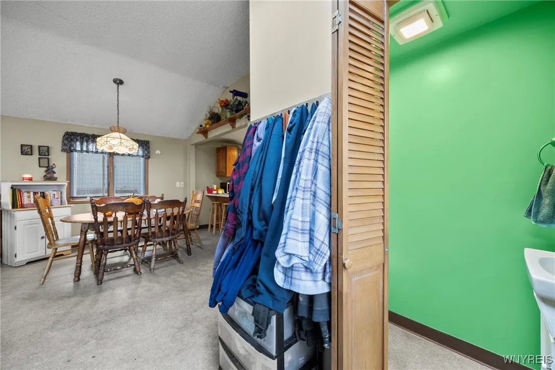 67 Rose Avenue, West Seneca, New York 14224, West Seneca, New York 14224, 5 Bedrooms Bedrooms, ,2 BathroomsBathrooms,Residential,For Sale,67 Rose Avenue, West Seneca, New York 14224,0,B1629444