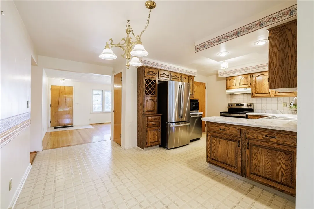 138 Andrea Lane, Irondequoit, New York 14609, Irondequoit, New York 14609, 3 Bedrooms Bedrooms, 6 Rooms Rooms,1 BathroomBathrooms,Residential,Closed,138 Andrea Lane, Irondequoit, New York 14609,0,R1626546