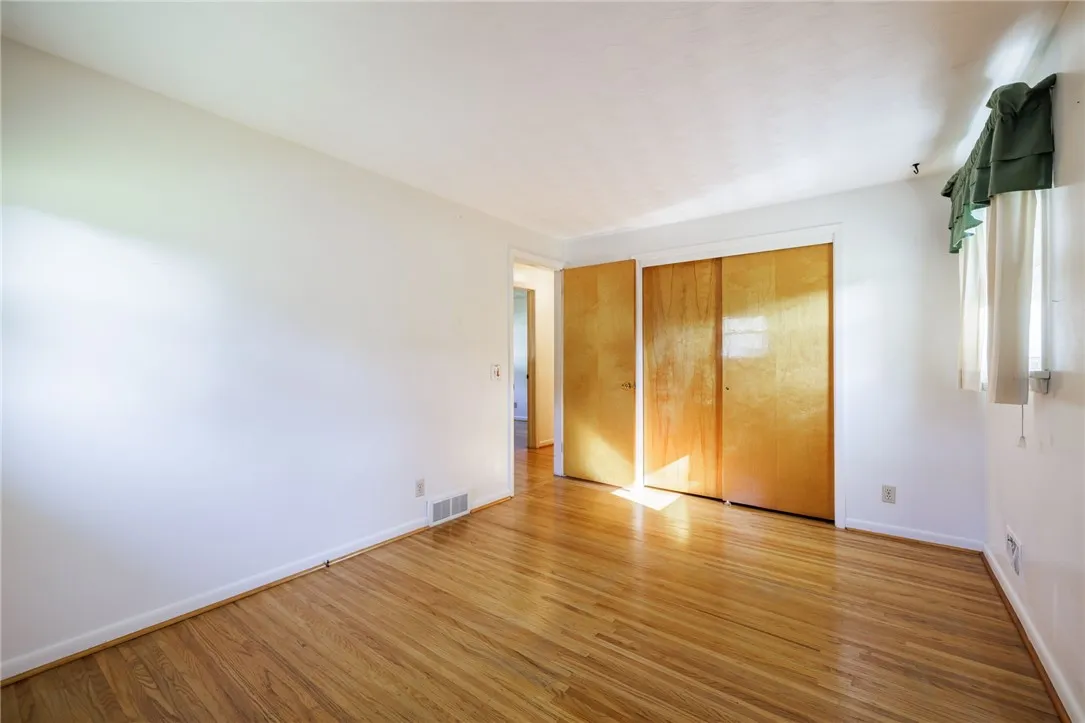 138 Andrea Lane, Irondequoit, New York 14609, Irondequoit, New York 14609, 3 Bedrooms Bedrooms, 6 Rooms Rooms,1 BathroomBathrooms,Residential,Closed,138 Andrea Lane, Irondequoit, New York 14609,0,R1626546