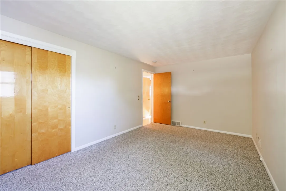 138 Andrea Lane, Irondequoit, New York 14609, Irondequoit, New York 14609, 3 Bedrooms Bedrooms, 6 Rooms Rooms,1 BathroomBathrooms,Residential,Closed,138 Andrea Lane, Irondequoit, New York 14609,0,R1626546