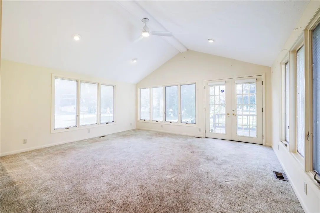 138 Andrea Lane, Irondequoit, New York 14609, Irondequoit, New York 14609, 3 Bedrooms Bedrooms, 6 Rooms Rooms,1 BathroomBathrooms,Residential,Closed,138 Andrea Lane, Irondequoit, New York 14609,0,R1626546