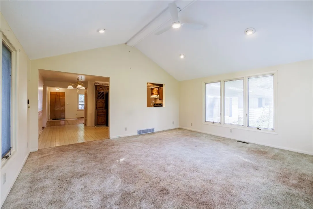 138 Andrea Lane, Irondequoit, New York 14609, Irondequoit, New York 14609, 3 Bedrooms Bedrooms, 6 Rooms Rooms,1 BathroomBathrooms,Residential,Closed,138 Andrea Lane, Irondequoit, New York 14609,0,R1626546