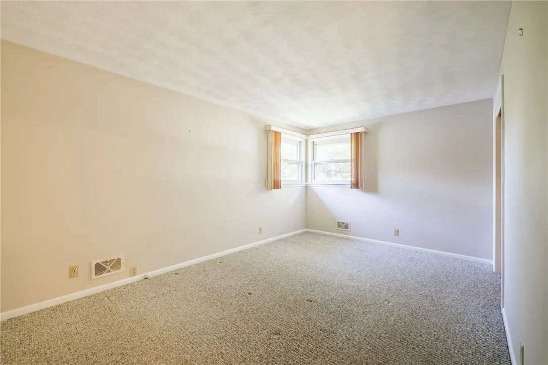 138 Andrea Lane, Irondequoit, New York 14609, Irondequoit, New York 14609, 3 Bedrooms Bedrooms, 6 Rooms Rooms,1 BathroomBathrooms,Residential,Closed,138 Andrea Lane, Irondequoit, New York 14609,0,R1626546