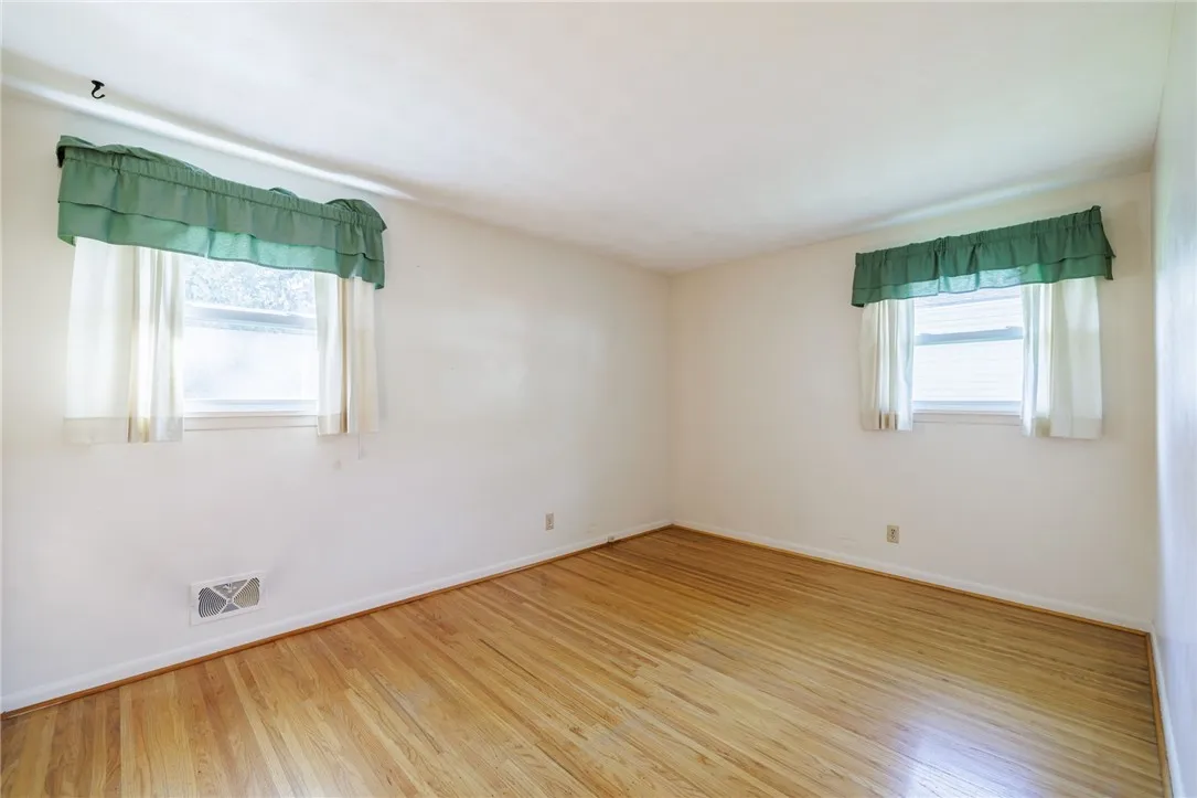 138 Andrea Lane, Irondequoit, New York 14609, Irondequoit, New York 14609, 3 Bedrooms Bedrooms, 6 Rooms Rooms,1 BathroomBathrooms,Residential,Closed,138 Andrea Lane, Irondequoit, New York 14609,0,R1626546