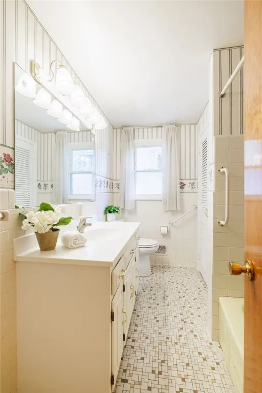 138 Andrea Lane, Irondequoit, New York 14609, Irondequoit, New York 14609, 3 Bedrooms Bedrooms, 6 Rooms Rooms,1 BathroomBathrooms,Residential,Closed,138 Andrea Lane, Irondequoit, New York 14609,0,R1626546