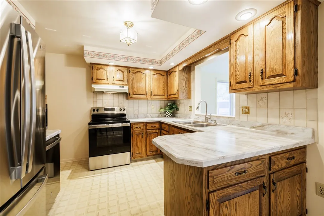 138 Andrea Lane, Irondequoit, New York 14609, Irondequoit, New York 14609, 3 Bedrooms Bedrooms, 6 Rooms Rooms,1 BathroomBathrooms,Residential,Closed,138 Andrea Lane, Irondequoit, New York 14609,0,R1626546