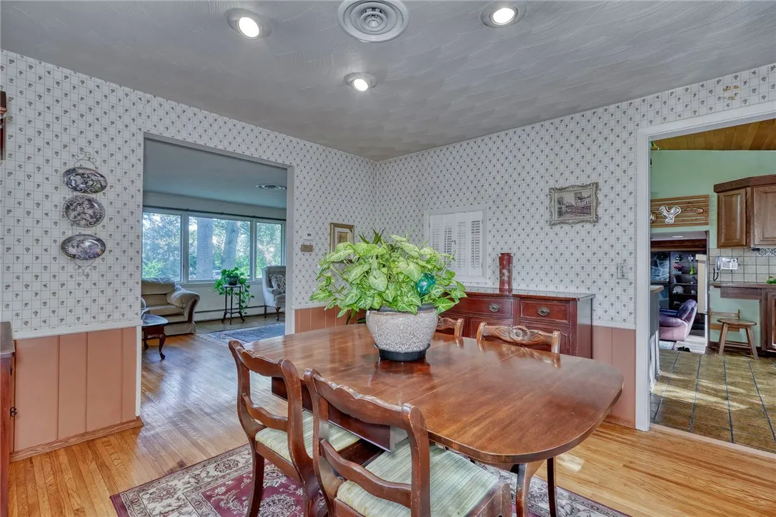 696 Summit Drive, Webster, New York 14580, Webster, New York 14580, 3 Bedrooms Bedrooms, 7 Rooms Rooms,1 BathroomBathrooms,Residential,Closed,696 Summit Drive, Webster, New York 14580,0,R1633428