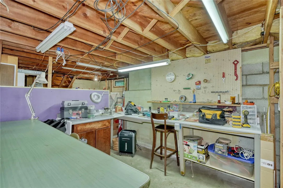696 Summit Drive, Webster, New York 14580, Webster, New York 14580, 3 Bedrooms Bedrooms, 7 Rooms Rooms,1 BathroomBathrooms,Residential,Closed,696 Summit Drive, Webster, New York 14580,0,R1633428