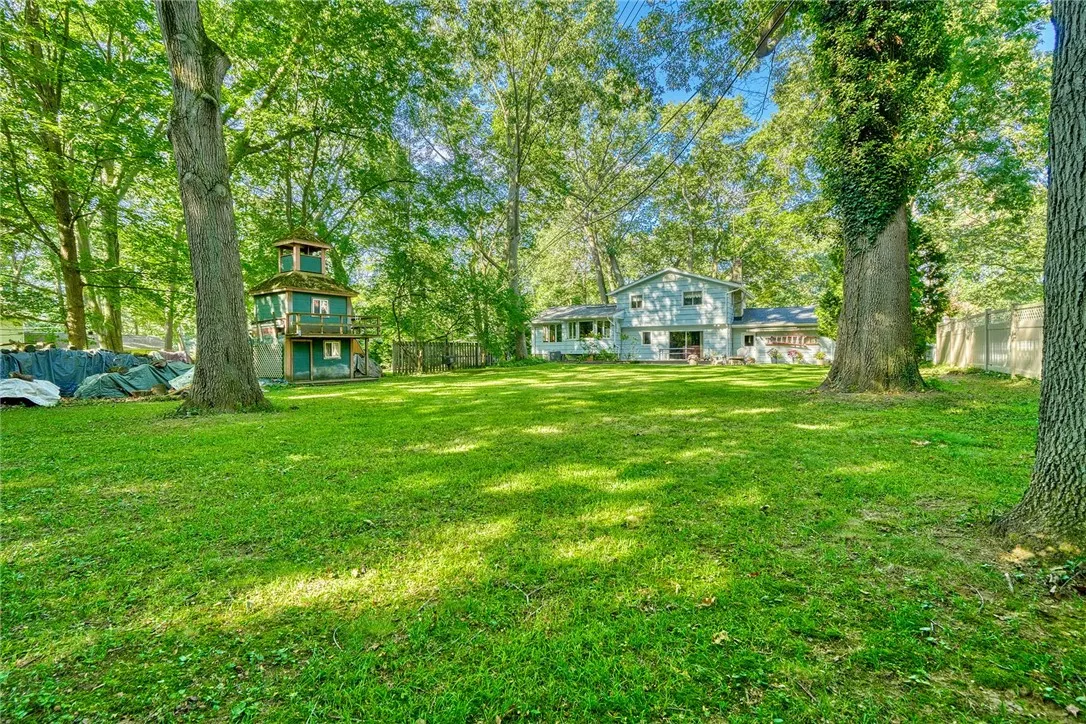 696 Summit Drive, Webster, New York 14580, Webster, New York 14580, 3 Bedrooms Bedrooms, 7 Rooms Rooms,1 BathroomBathrooms,Residential,Closed,696 Summit Drive, Webster, New York 14580,0,R1633428