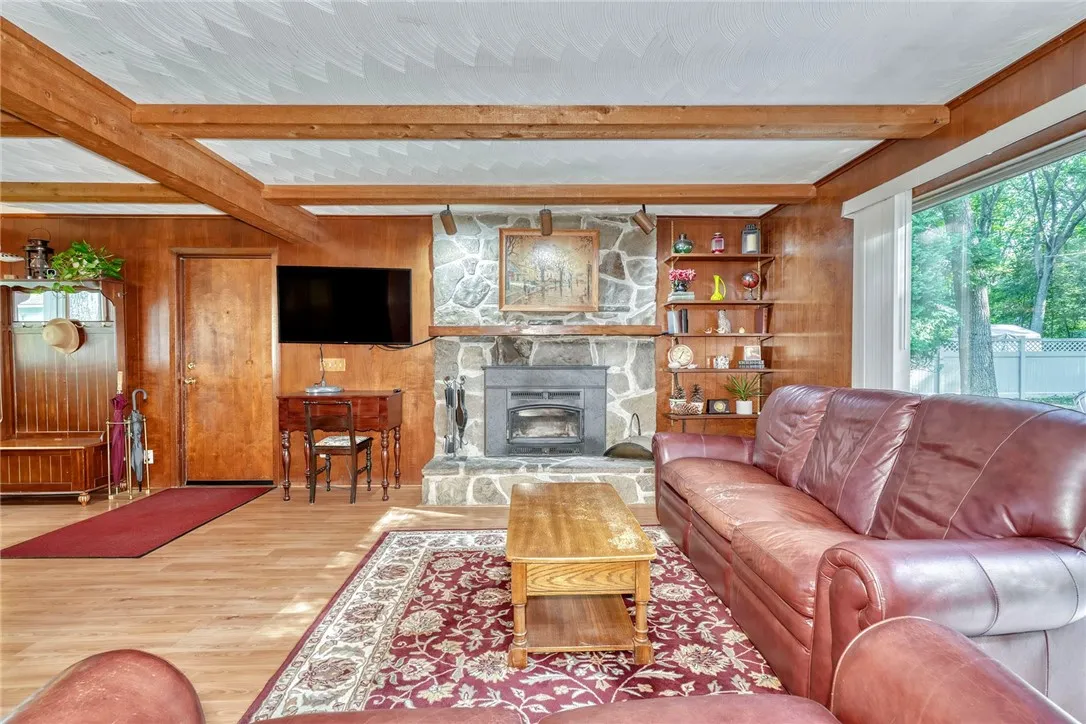 696 Summit Drive, Webster, New York 14580, Webster, New York 14580, 3 Bedrooms Bedrooms, 7 Rooms Rooms,1 BathroomBathrooms,Residential,Closed,696 Summit Drive, Webster, New York 14580,0,R1633428